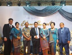 Maruli Siahaan hadiri syukuran baptisan kudus anak di GKPI Air Bersih Medan