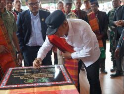Bupati Taput Resmikan Pusat Adat Simardangiang, Perkuat Identitas dan Hilirisasi Kemenyan