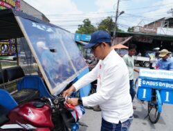 Pupuk Nasionalisme, Pemkab Tapanuli Utara Bagikan 1.814 Bendera Merah Putih di Siborong-borong